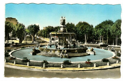 La Cité du Roy René. 2031. Aix-en-Provence. La grande fontaine sur la Rotonde : [carte postale]