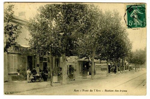 Aix-en-Provence. Pont de l'Arc. Station des trams : [carte postale]